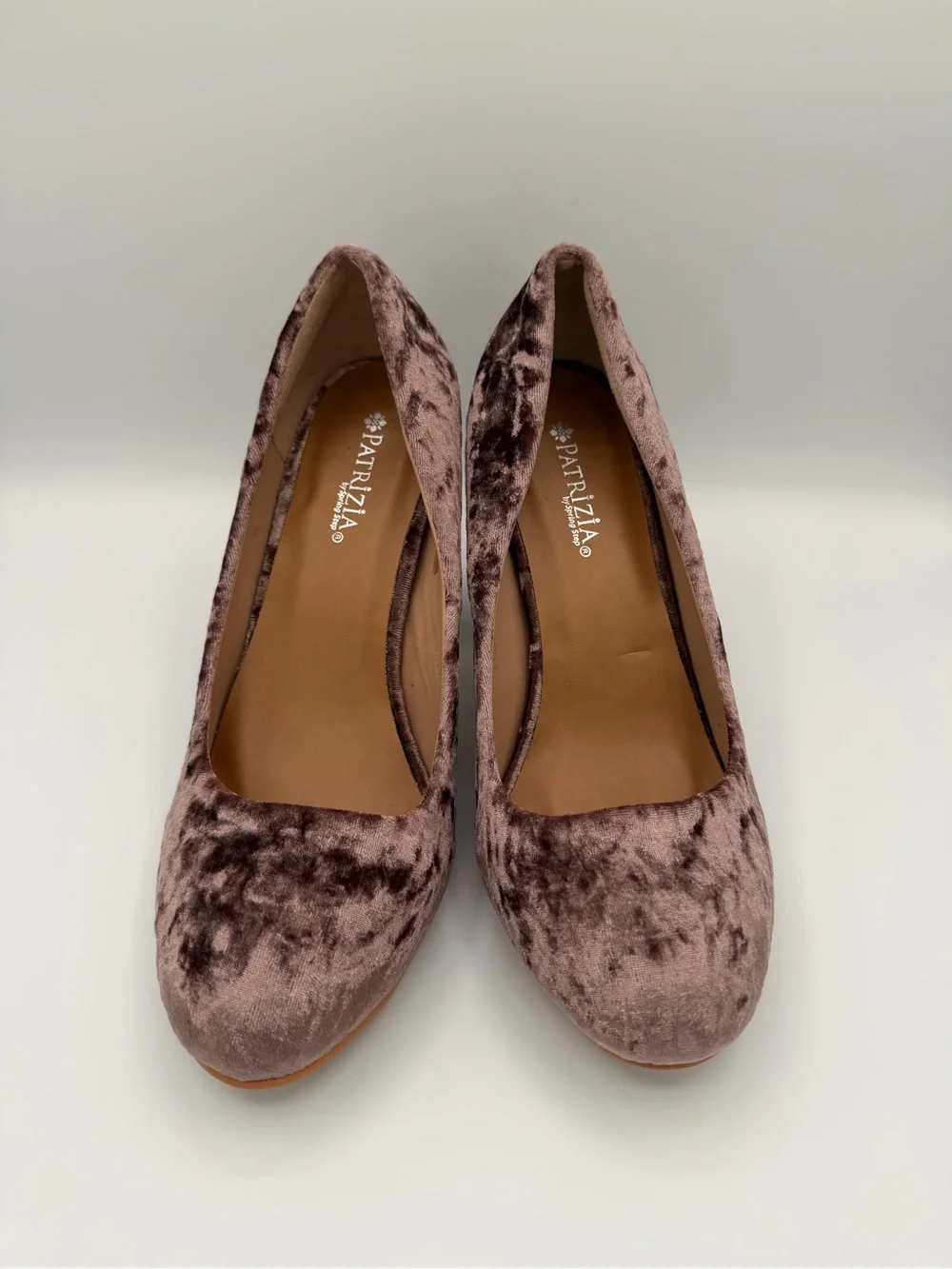 Patrizia Pepe Crushed Velvet Block Heels in Mauve Rose